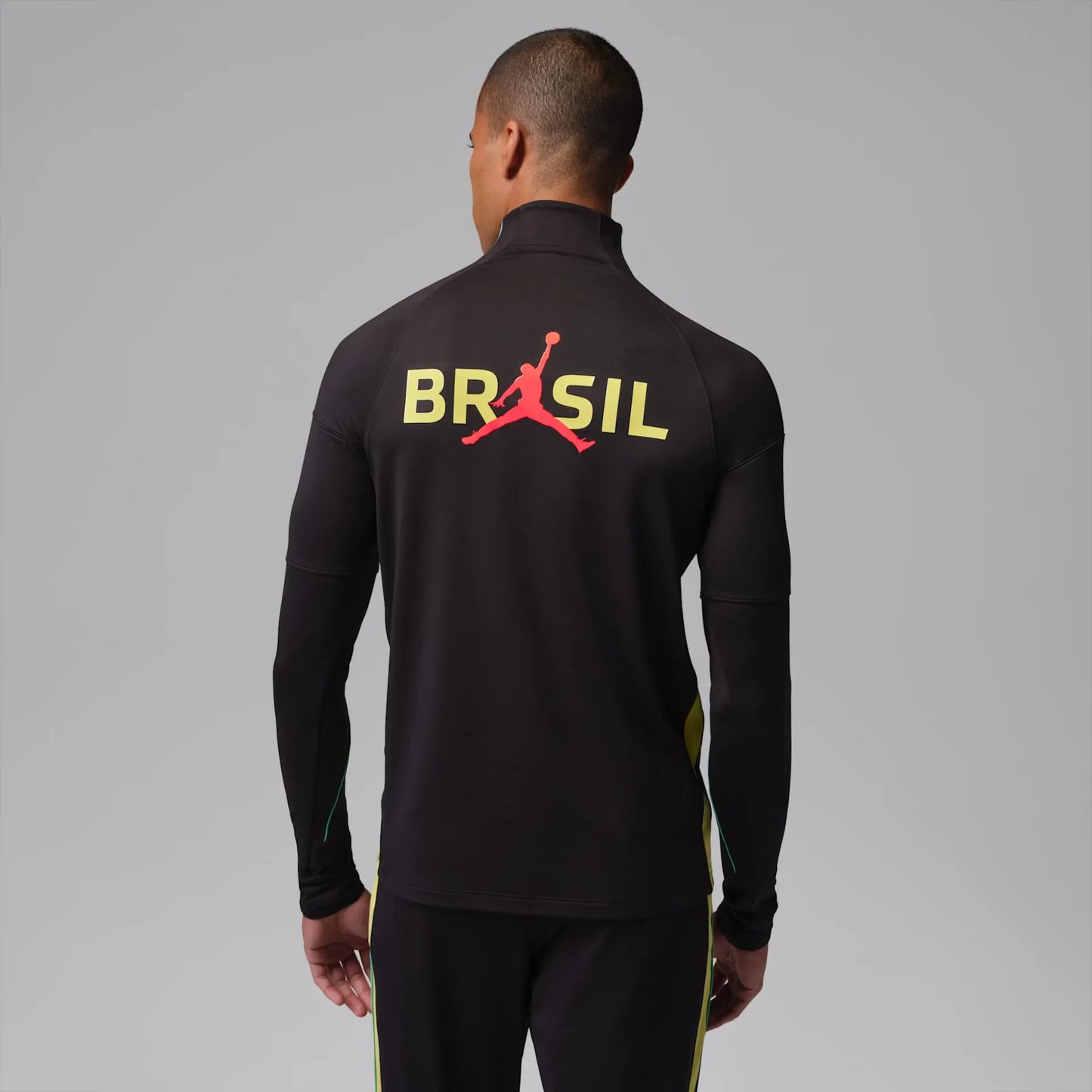 Camiseta Brasil Jordan Manga Longa Strike Drill 2026 Treino Masculina