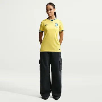 Camisa Brasil Nike I 2026/27 Torcedora Pro Feminina